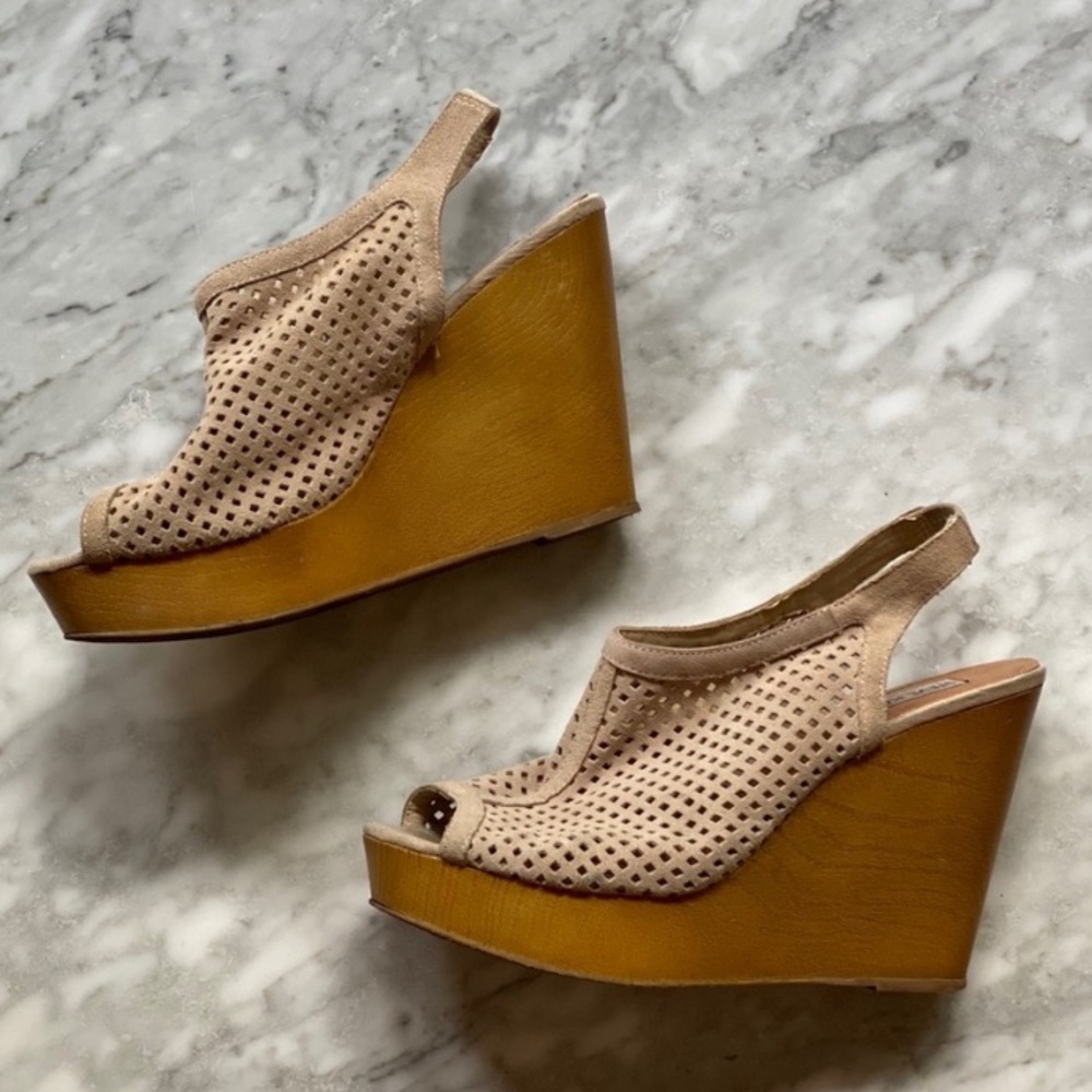 Steve Madden wooden wedges